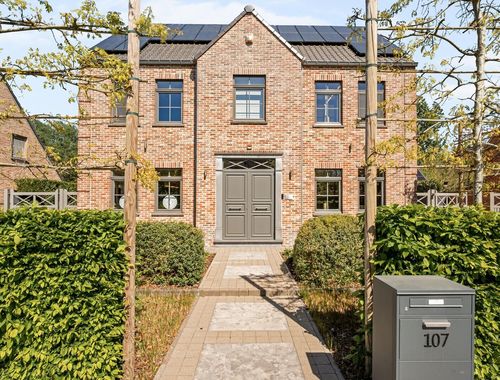                                         Villa-landhuis te koop in Romershoven, € 739.000
