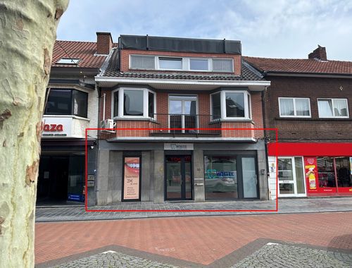                                         Handelszaak te huur in Eisden, € 985
