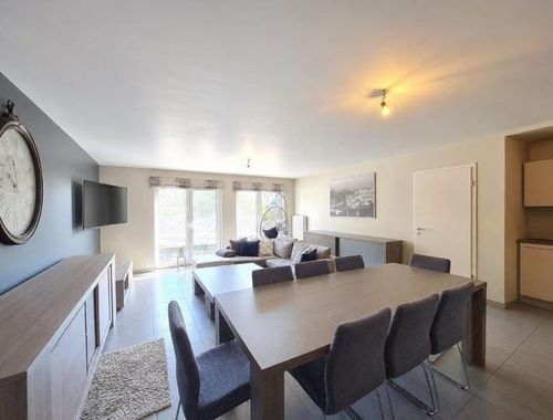                                         Appartement à vendre à Bertrix, € 210.000
