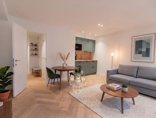                                         Studio à vendre à Uccle, € 250.000
