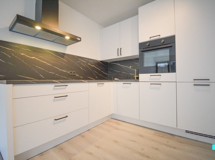 Instapklaar gelijkvloers appartement&amp;nbsp;met twee slaapkamers, gelegen&amp;nbsp;in residentie 'Carmen 2', op wandelafstand van het centrum van Roeselare