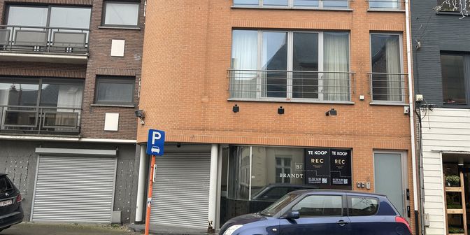 Bien professionnel à vendre à Koning alberstraat 9-11, 2547 Lint