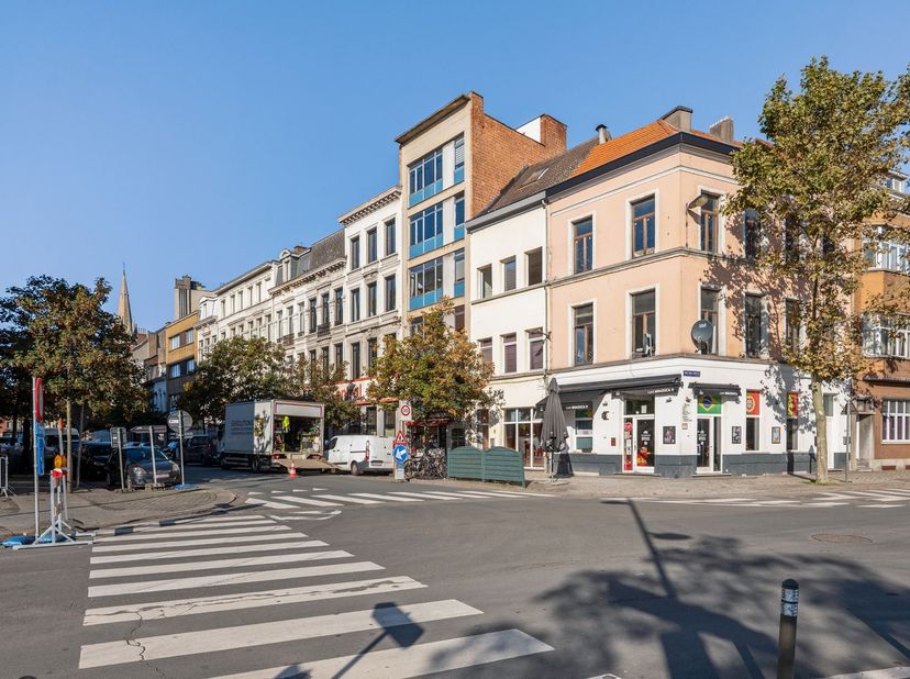 Bien professionnel à vendre à Houwerstraat 23 boîte GLV,
                    2000 Antwerpen