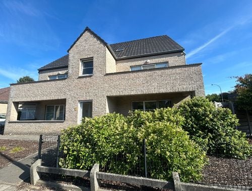                                         Gelijkvloers app. te huur in Lommel, € 1.050
