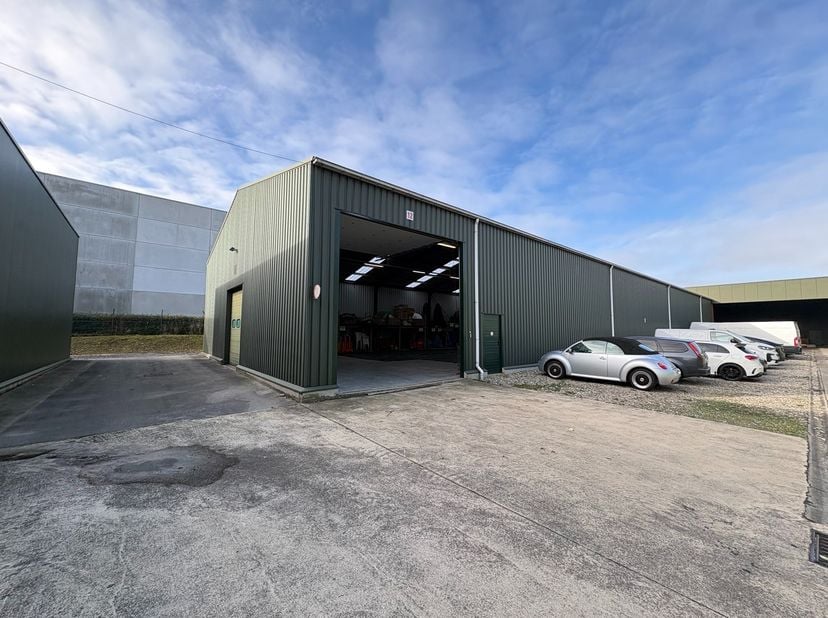 Bedrijfsvastgoed te huur in Fabriekstraat 34 bus 12,
                    3800 Sint-Truiden
