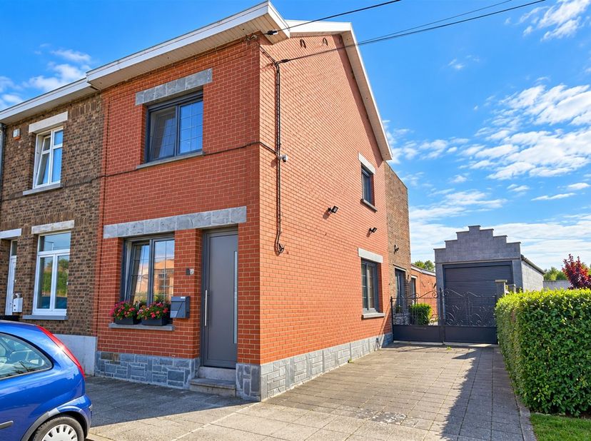 Huis te koop in ,
                    7370 Dour