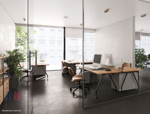                                         Bureaux à louer à Saint-Gilles, € 8.650
