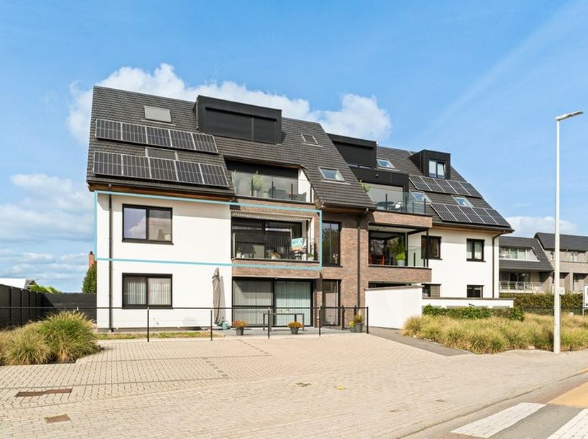 Appartement te koop in Weststraat 138A bus 0102,
                    9940 Sleidinge
