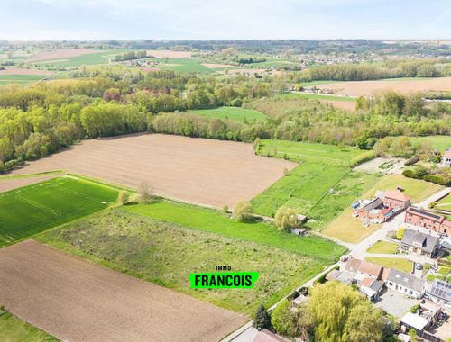                                         Maison jumelée à vendre à Sint-Maria-Oudenhove, € 255.000
