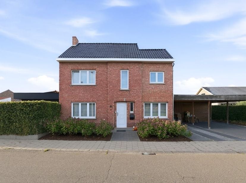 Huis te koop in Pipelstraat 3,
                    3800 Sint-Truiden
