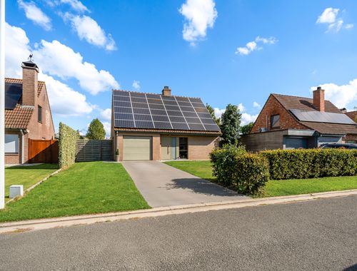                                         Maison à vendre à Menen, € 399.000
