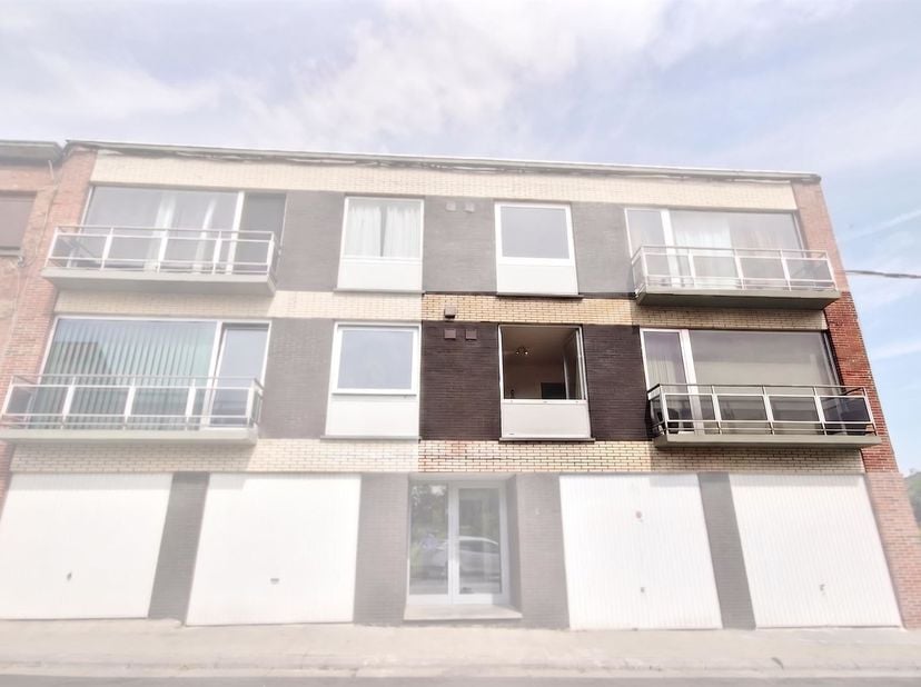 Appartement te koop
                    in 7700 Moeskroen