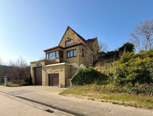                                         Villa te koop in Oostduinkerke, € 790.000
