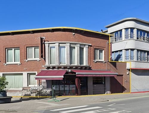                                         Handelspand te koop in Gullegem, € 238.000
