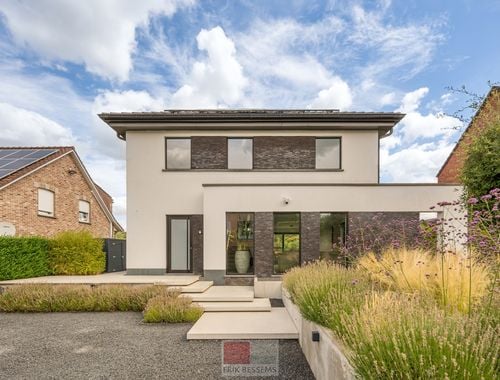                                         Moderne villa te koop in Teuven, € 699.000
