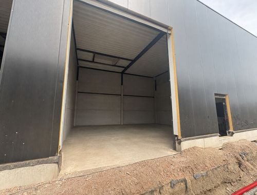                                         Bâtiment d’entreprise à louer à Sint-Katelijne-Waver, € 1.500
