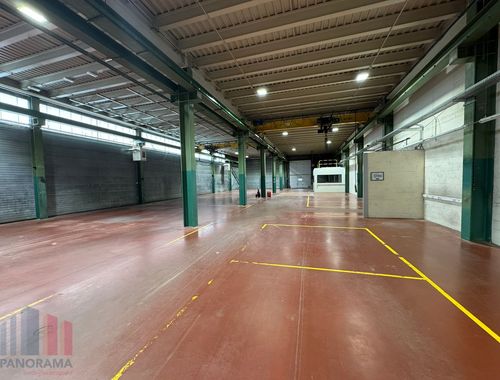                                         Bâtiment d’entreprise à louer à Zaventem, € 12.281
