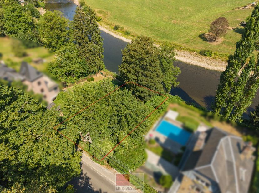 Grond te koop
                    in 4130 Esneux