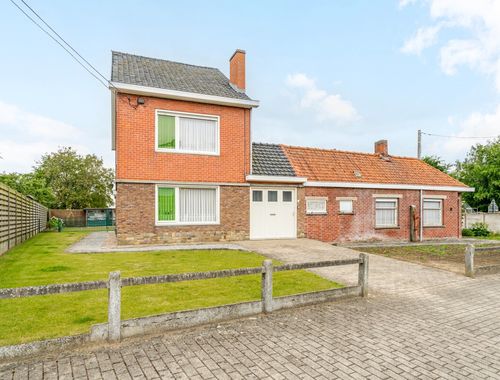                                         Maison unifamiliale à vendre à Sint-Baafs-Vijve, € 260.000
