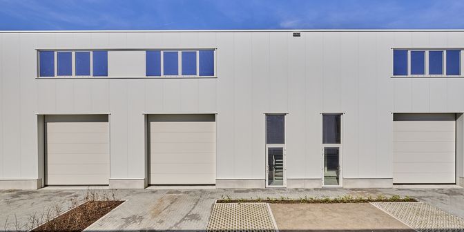 Bien professionnel à vendre à Kompellaan boîte UNIT 21, 3600 Genk