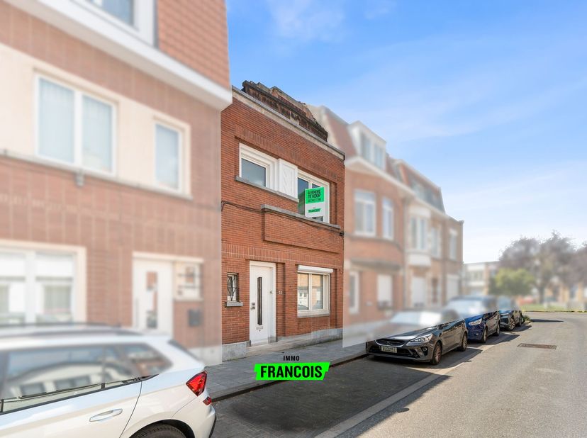À deux pas de la place Paduwa à Evere, découvrez cette magnifique maison unifamiliale idéalement située dans un quartier résidentiel très recherché. V