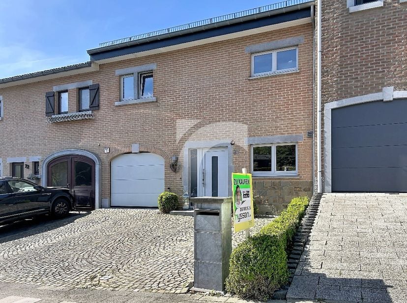 Neu-Moresnet - Joseph-Olbertz-Str., 20: Vous rêvez dune maison de tout confort, directement prête à lemploi et située dans un quartier résidentiel cal