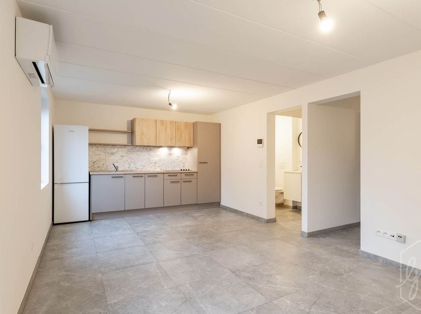 Bien professionnel à vendre
                    à 3620 Lanaken