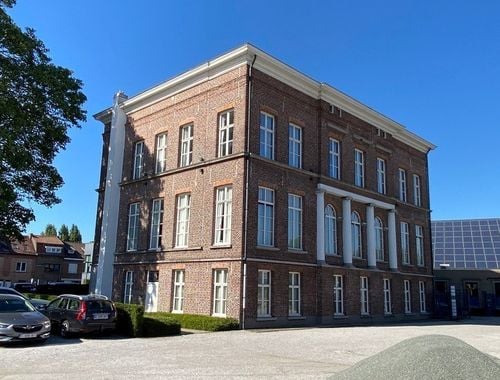                                         Bureaux à louer à Gent, € 2.400
