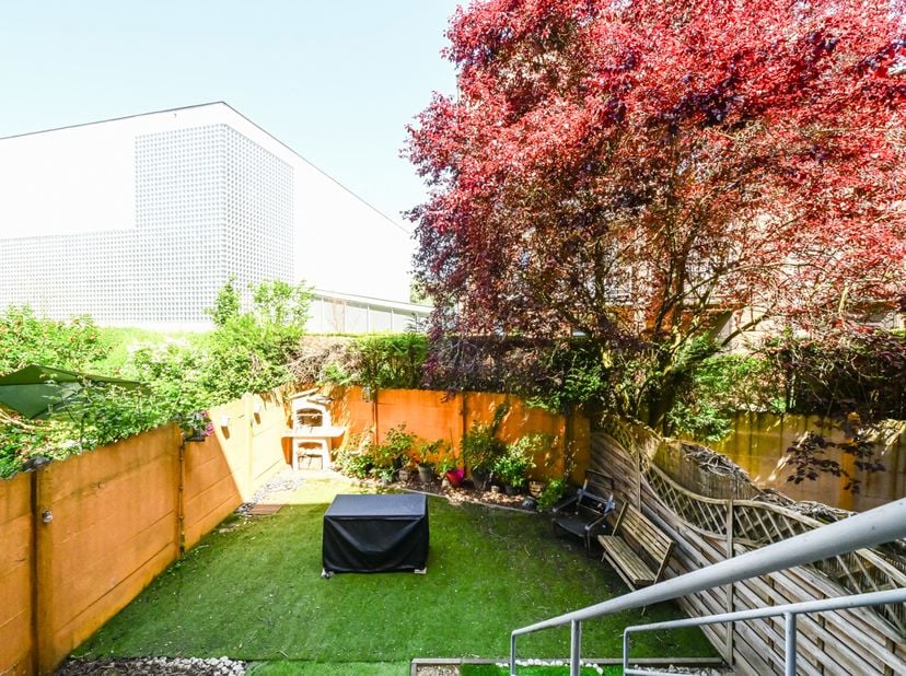 Appartement te koop
                    in 1080 Sint-Jans-Molenbeek