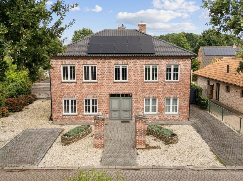 Huis te koop in Pinksterbloemlaan 18,
                    2390 Oostmalle