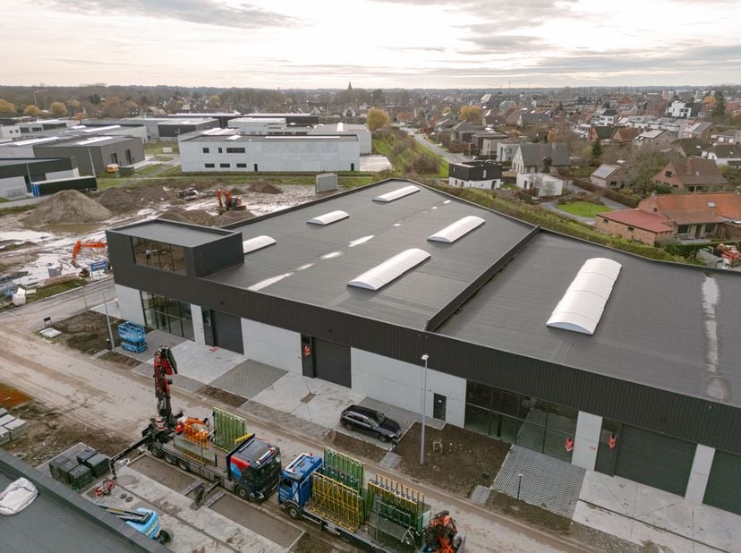 Ontdek het gloednieuwe KMO-project Gruuthuse in Oostkamp.<br />
Dit modern bedrijvenproject bevindt zich op een strategische locatie in het hart van W