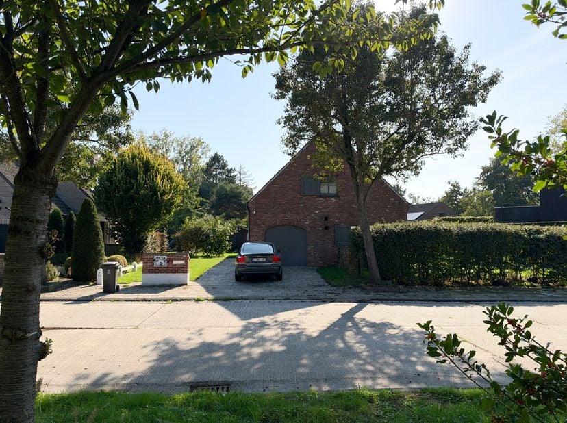 Huis te huur in Marie-Thérèse de Courtebourneln 8,
                    9041 Oostakker