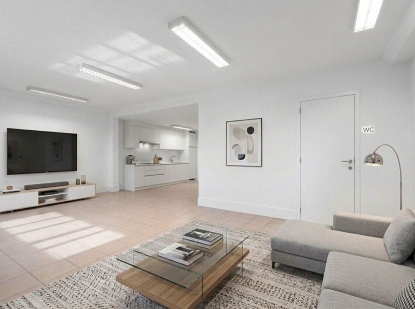 Te koop: Handelsruimte in Middelkerke, gelegen in residentie L'Aube. Deze handelsruimte op het gelijkvloers van residentie L'Aube biedt een interessan