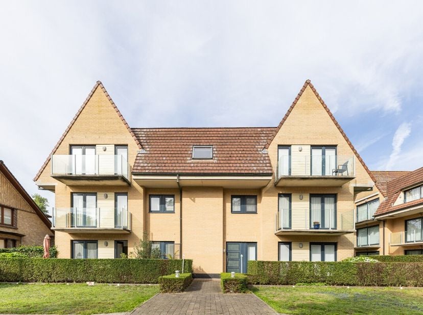 Appartement te koop in Adinkerkelaan 24 bus 0102,
                    8660 De Panne