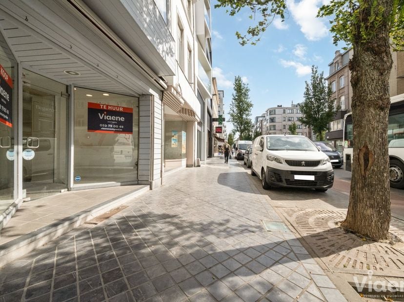 Bedrijfsvastgoed te huur in Alfons Pieterslaan 55,
                    8400 Oostende