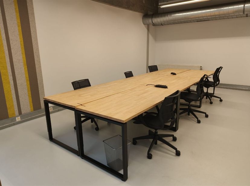 All inclusive co-working kantoorruimtes te huur!<br />
<br />
Ligging: De kantoorruimtes zijn gelegen op toplocatie in Merksem in de Koekenfabriek.<