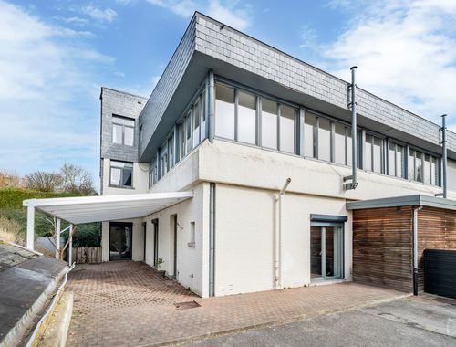                                         Appartement te koop in Lesve, € 295.000
