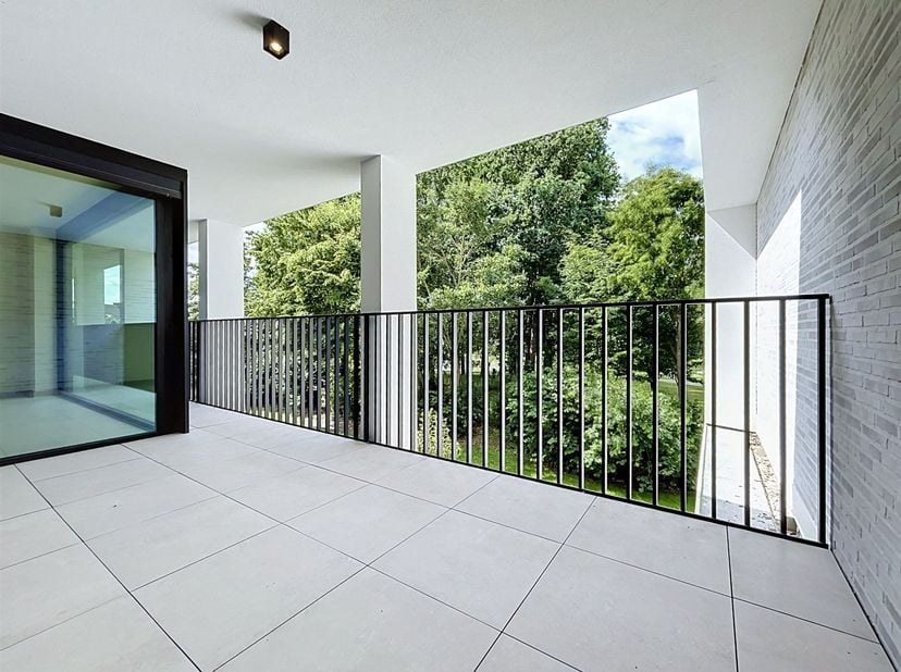 Nieuwbouwappartement in de residentie 'Kasteelvijver' te Langemark.<br />
Dit appartement bevindt zich op de eerste verdieping en heeft een bewoonbaar