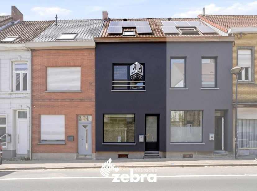 Bij de verkoop van deze woning wordt gewerkt met een&amp;nbsp;START VANAF PRIJS.<br />
Elk prijsvoorstel hoger dan deze start vanaf prijs wordt voorgelegd