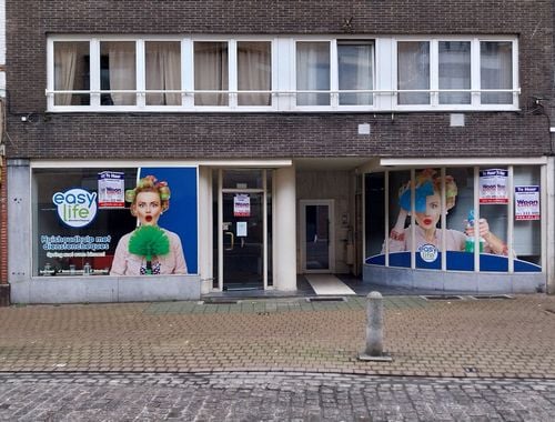                                         Handelszaak te huur in Hasselt, € 2.390

