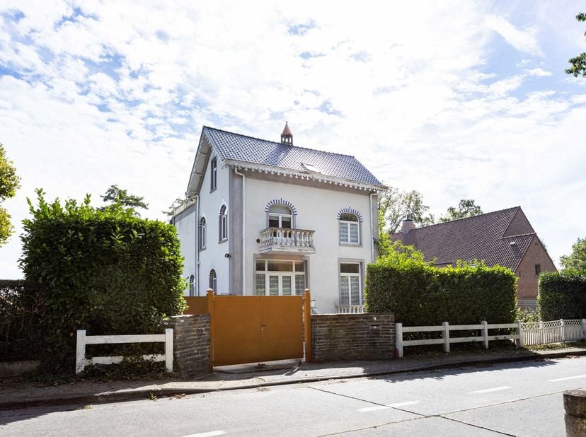 Huis te koop in ,
                    7750 Orroir