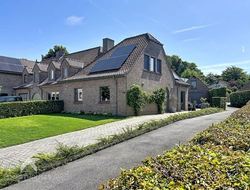                                         Woning te koop in Zwevegem, € 424.000
