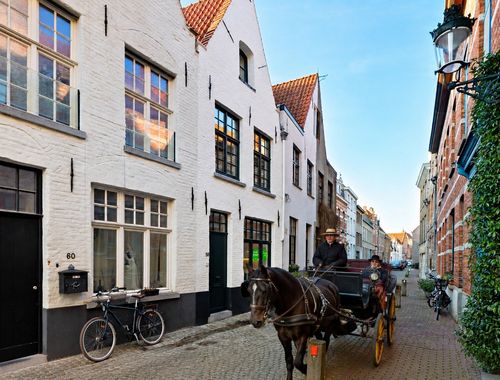                                        Eengezinswoning te koop in Brugge, € 524.800
