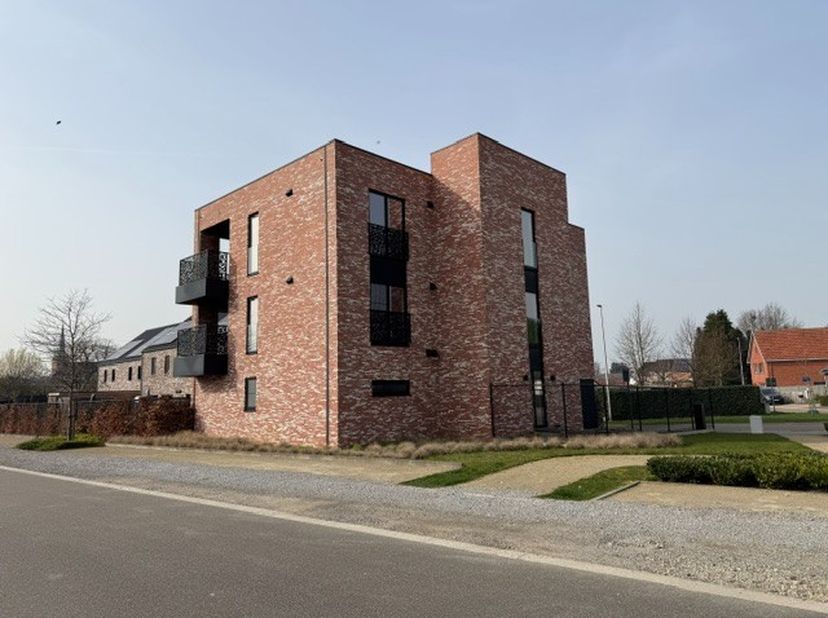 Exclusief penthouse met topafwerking, 360 graden zicht rondom, 3 slaapkamers en alle comfort.<br />
<br />
Oppervlakte penthouse 152 m2, terras 20 m2,