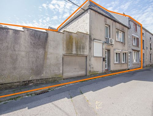                                         Bâtiment commercial à vendre à Mariembourg, € 499.000
