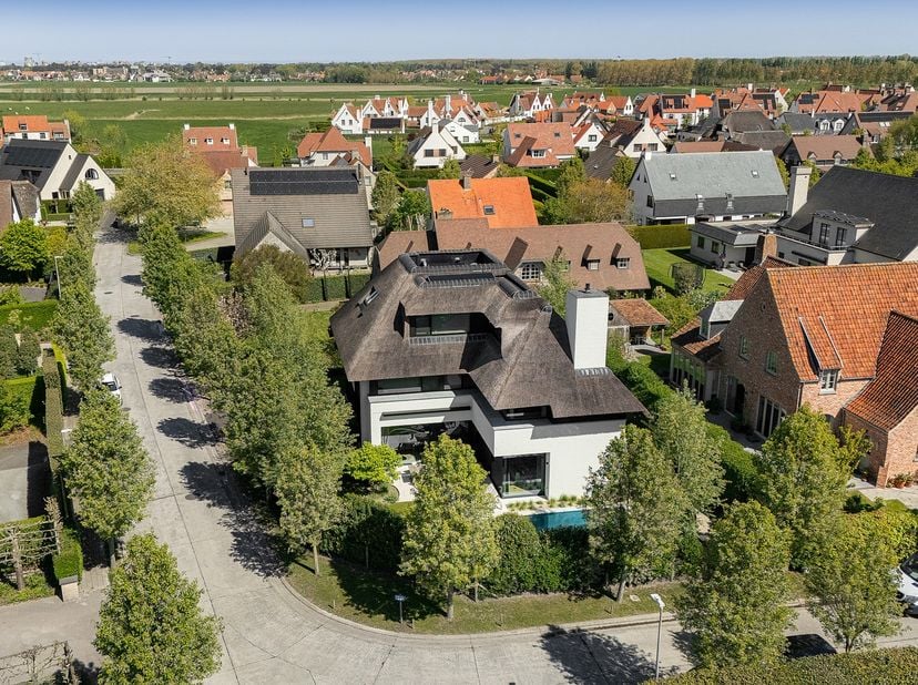 Huis te koop in Platanen 9,
                    8300 Knokke