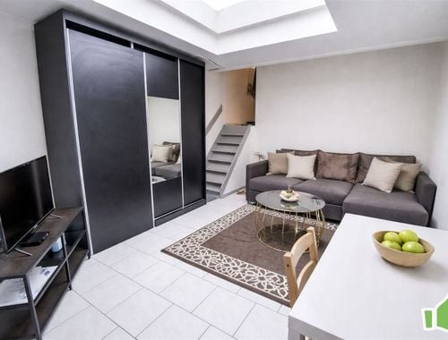                                         Appartement à louer à Mouscron, € 560
