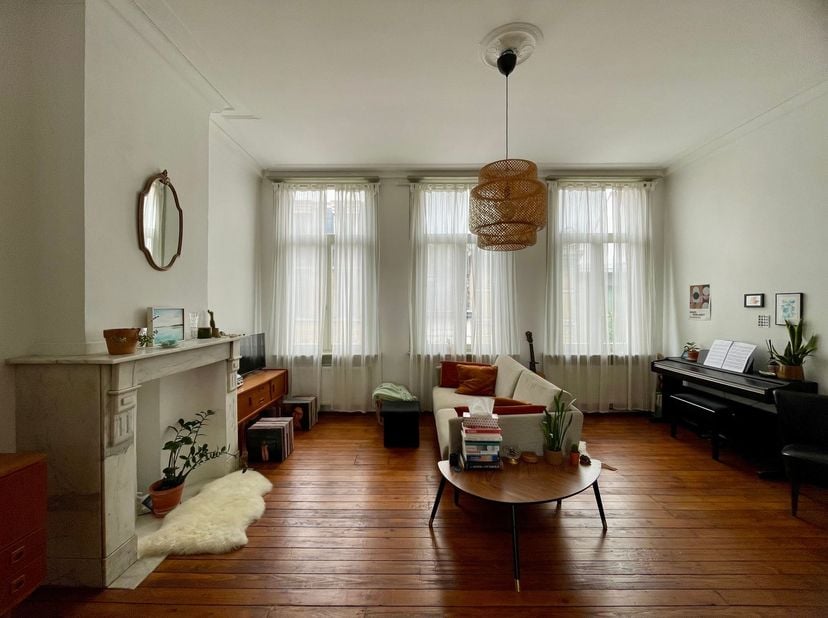 Charmant 1-slpk (+ extra kamer) appartement te huur in Oud Berchem!<br />
<br />
Ligging: De Boomgaardstraat ligt op een centrale en gegeerde locati