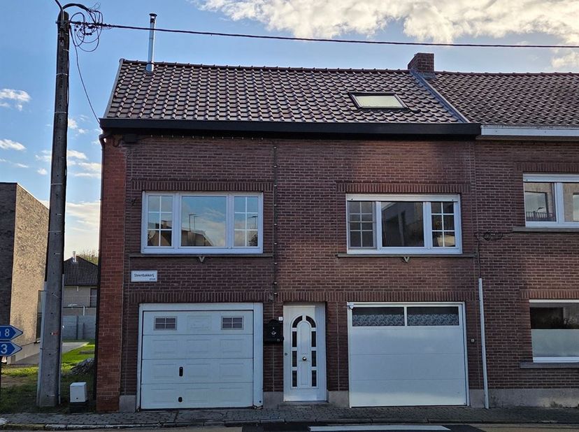 Huis te huur in Steenbakkerijstraat 3,
                    1570 Galmaarden