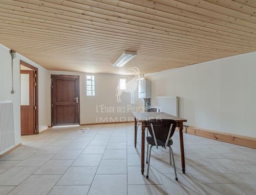                                         Handelszaak te koop in Fontaine-l'Evêque, € 69.999
